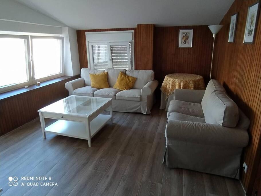 Precioso Y Espacioso Piso Ideal Para Familias. 厄尔·布尔戈·德·奥斯马 外观 照片