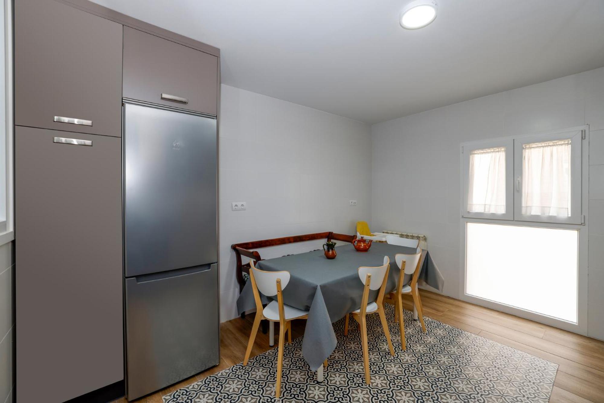Precioso Y Espacioso Piso Ideal Para Familias. 厄尔·布尔戈·德·奥斯马 外观 照片