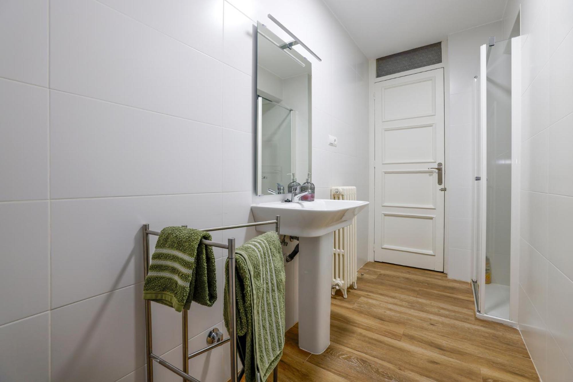 Precioso Y Espacioso Piso Ideal Para Familias. 厄尔·布尔戈·德·奥斯马 外观 照片